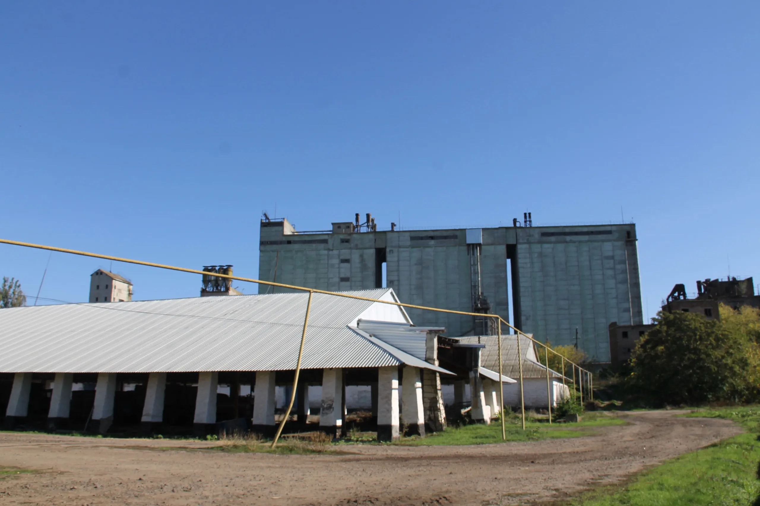 The modern RGC elevator in Berezivka